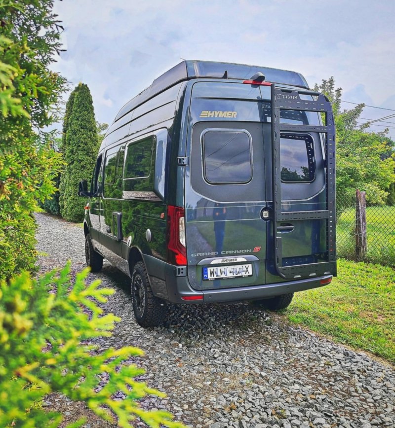 Aluminiowy stelaż wielofunkcyjny do Mercedes-Benz Sprinter 907