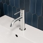 KFA Armatura Flint bateria umywalkowa srebrna stal nierdzewna 16.5 cm z korkiem klik-klak 93832040