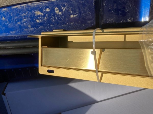 VCX odpływ liniowy obrotowy 100cm złoto szczotkowane LOG1000