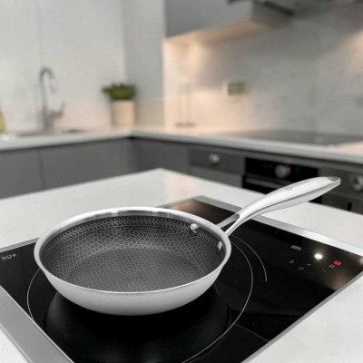 PATELNIA STALOWA Z POKRYWKĄ 28cm POWŁOKA PLASTER MIODU 5556