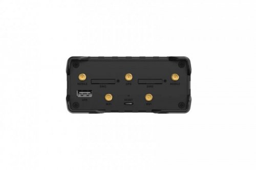 TELTONIKA Router RUT976 5G RedCap