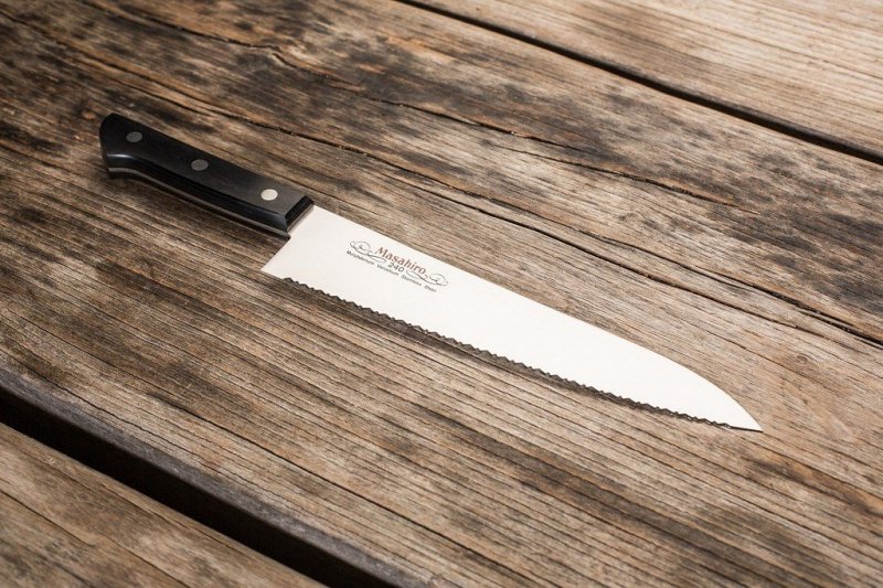 Nóż Masahiro BWH Chef Wave Edge 24 cm ząbkowany MBS-26