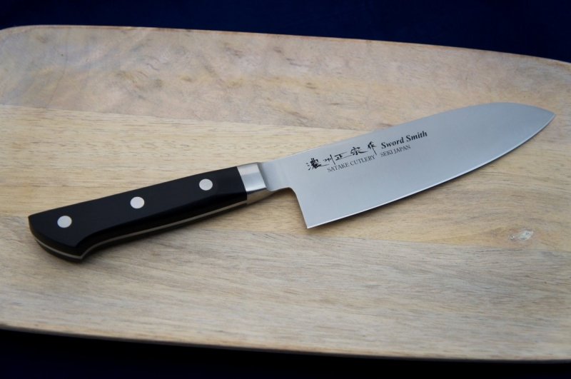 Nóż kuchenny Satake Satoru Santoku 17cm, stal molibdenowa, lekki