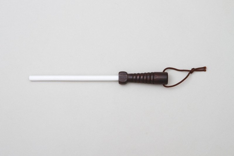 Ręczna Ostrzałka Ceramiczna Masahiro 200x10mm z Drewnianą Rękojeścią dla Noży z Twardej Stali