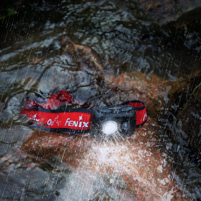 Latarka Diodowa Fenix Hl16 Czarna Czołówka