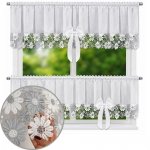 Komplet firan sable Megan 300x50 cm z zazdrostkami – biało-szara gipiura i kokardy