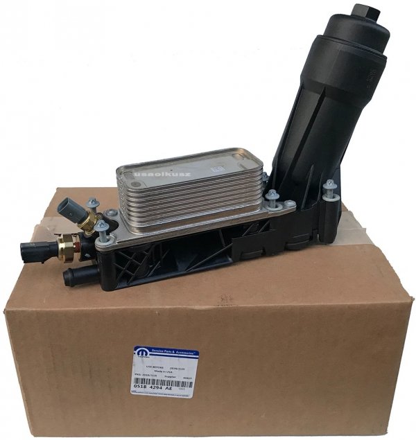 Obudowa filtra oleju z chłodnicą oraz czujnikami MOPAR Fiat Freemont 3,6 V6 -2013