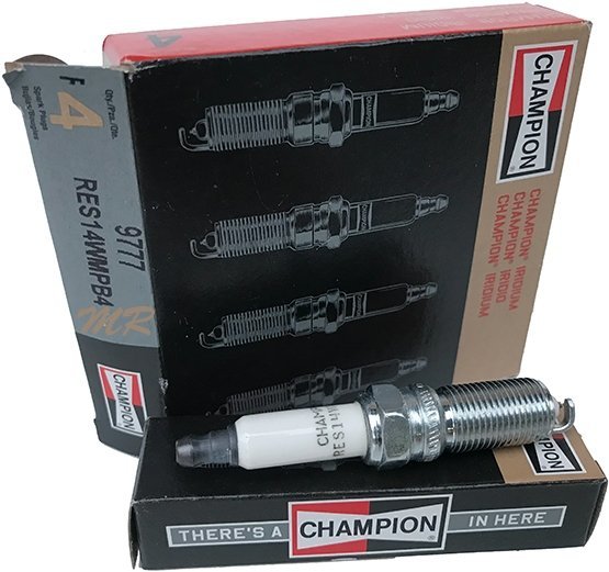 Zestaw 8 szt IRYDOWYCH świec zapłonowych GMC Savana 2500 3500 6,6 V8 2021-