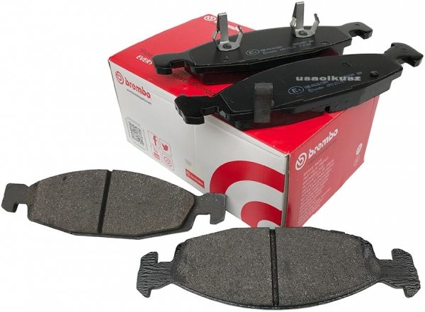 Klocki Hamulcowe Przednie Brembo Jeep Grand Cherokee 1999