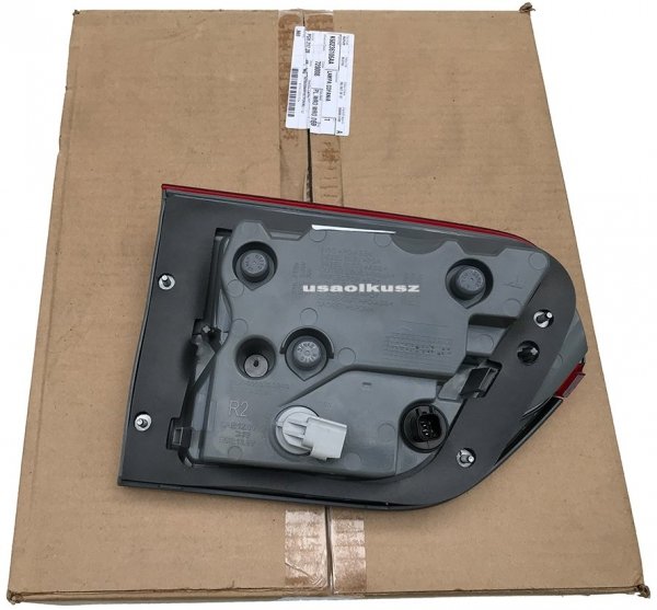 Lampa tylna prawa LMY LAE MOPAR Jeep Grand Cherokee 2014-2016