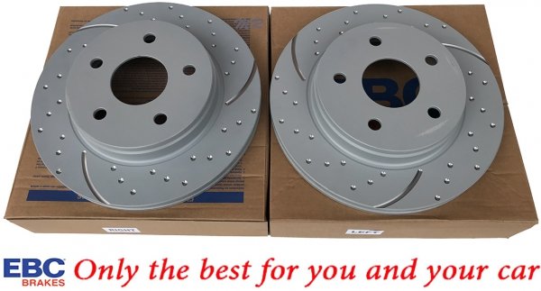 Przednie klocki EXTRA DUTY ED + nawiercone nacinane tarcze hamulcowe EBC seria GD Dodge RAM 1500 2006-