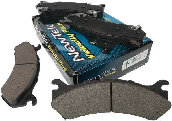 Klocki hamulcowe przednie  GMC Yukon 1500 -2006