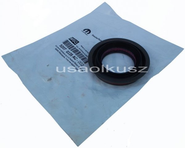 Oryginalny MOPAR uszczelniacz wałka ataku tylnego mostu DANA 8,25 Mitsubishi Raider 2006-2008