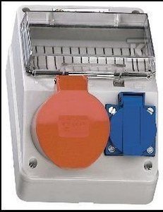 ZEST.ZASIL.25A GN.16A 3P+N+Z,10/16A 2P+Z (SZT)