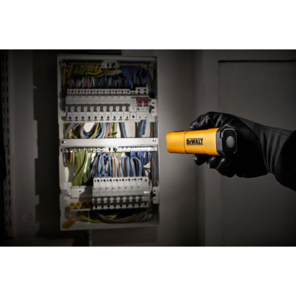LATARKA LED 3 TRYBY 200-400-1200LM USB-C (1 SZT)