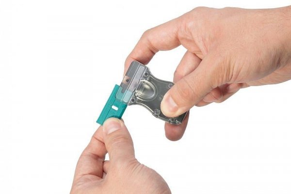 SKROBAK, OSTRZE Z TWORZYWA SZTUCZNEGO 38MM (1 SZT)
