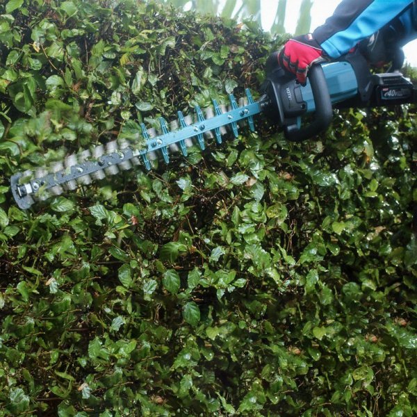 NOŻYCE AKUMULATOROWE DO ŻYWOPŁOTU 600MM XGT 40V 0*AH (1 SZT)