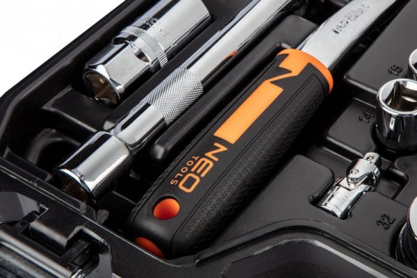 Klucze nasadowe 1/2&quot;, 1/4&quot; , zestaw 82 szt. ECO