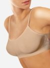 Biustonosz Lores Brassiere to połączenie mikrofibry, komfortu i estetyki – stworzony z myślą o kobietach ceniących wygodę i styl.