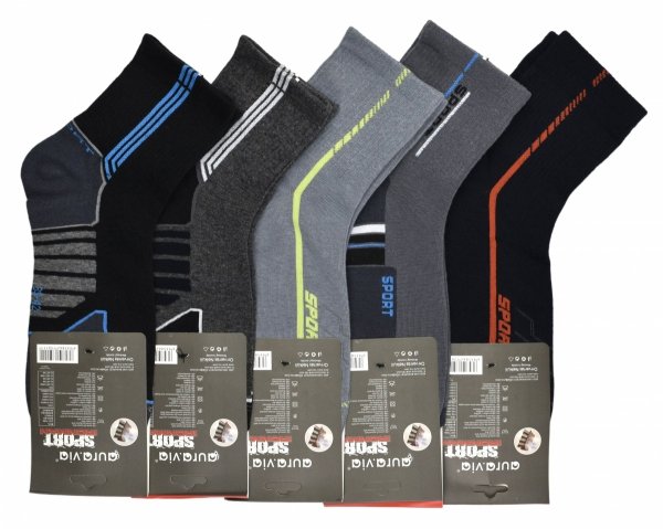 Bawełniane skarpety sportowe w zestawie 5 par sprawdzą się zarówno do szkoły, jak i na trening. Trwałe wykonanie i sportowy styl gwarantują wygodę użytkowania.