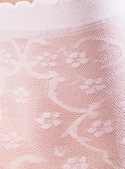 Delikatne skarpetki LUCREZIA 20 den z koronkowym wzorem – idealne do szpilek, balerin i mokasynów