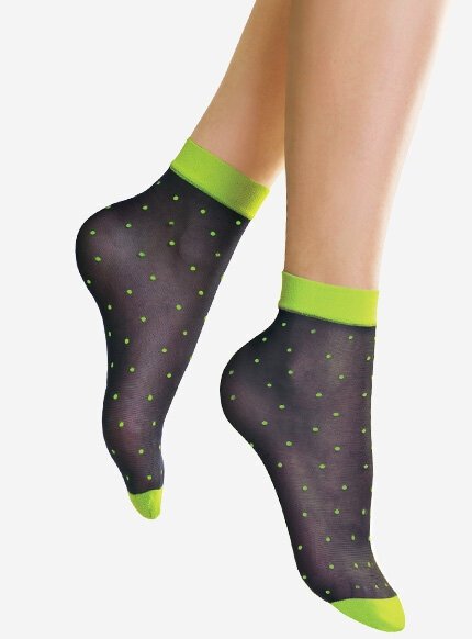 Lores Pois Giali to cienkie skarpetki w neonowe kropki, które ożywią każdy outfit. Lekkość, trwałość i nowoczesny design w modnym wydaniu.