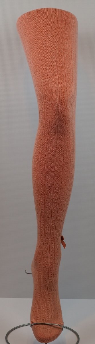 Rajstopki bawełniane firmy AuraVia. Wykonane w rozmiarze 4-6 Lat z ozdobną kokardką.