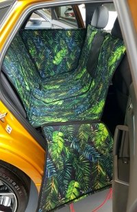 Mata samochodowa dla Psa - W PALMOWYM KLIMACIE - (realizacja Audi RS Q3) 