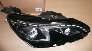 ORIGINAL Scheinwerfer Headlight rechts PEUGEOT 5008 , 1674018080