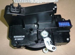ORIGINAL vorne links Türschloss Renault Trafic II Opel Vivaro 8PIN 8200008246