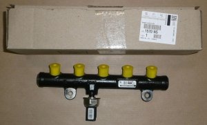 Original Einspritzleiste Kraftstoffverteiler Citroen Peugeot 2.0 HDI , 1570N5 , 1570.N5