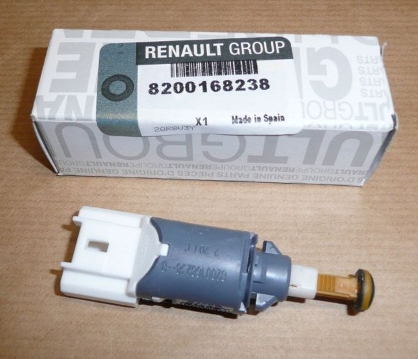 Original Bremslichtschalter RENAULT , 8200168238 ,  330730 , 37180,-6DD-008-622-811 , 6DD008622811 , XBLS220 , 8200168238 , 60-93-7180 , 60937180