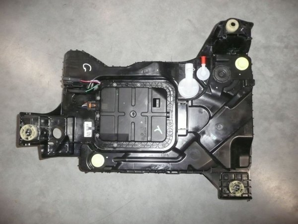 ORIGINAL Harnstofftank AdBlue Tank Abgasflüssigkeitsbehälter PEUGEOT 3008 II PEUGEOT 5008 II 1.6 HDI 9825645580