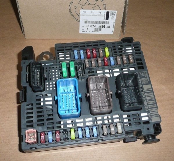 ORIGINAL Sicherungsbox  Steuergerät Fuse Box Citroën C4 09- , DS4 , 9807428080 , 9807427980 , 6500JL , 6500.JL