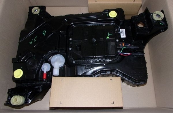 ORIGINAL Peugeot Tank Kraftstoffadditiv Kraftstofftank 308 II / SW II 9815111480