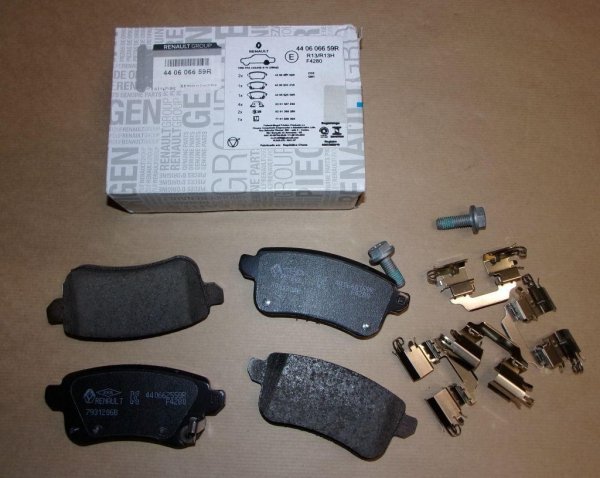 ORIGINAL Bremsbeläge Bremsbelagsatz hinten Renault CAPTUR 2 ZOE TALISMAN , 440607082R , 440606659R