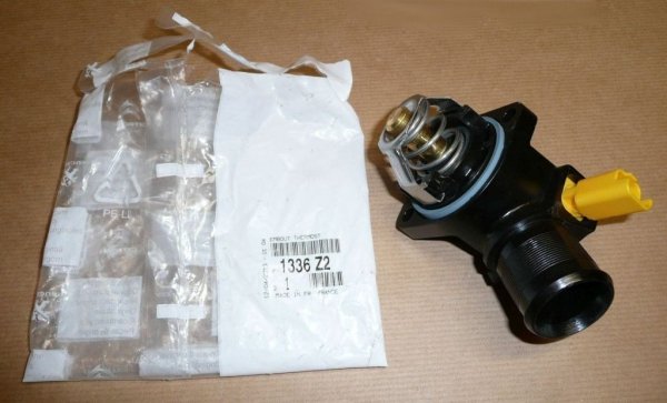 ORGINAL Kühlmittel Thermostat motor 1.1 CITROEN C2 C3 FIAT PEUGEOT 207 1336Z2