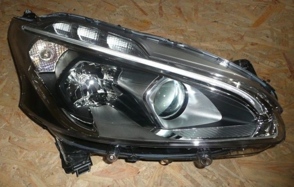 ORIGINAL HALOGEN Scheinwerfer Peugeot 208 I vorne rechts 168535180
