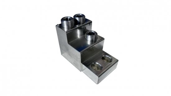 OTH300-3 Zacisk aparatowy uniwersalny, z dwoma otworami montażowymi 3xAl/Cu 70-300 mm² 1250A, 1000V, MAC3300A14