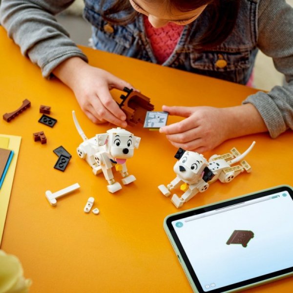 LEGO Klocki Disney 43271 101 dalmatyńczyków - Szczeniaczki Szczęściarz i Penny