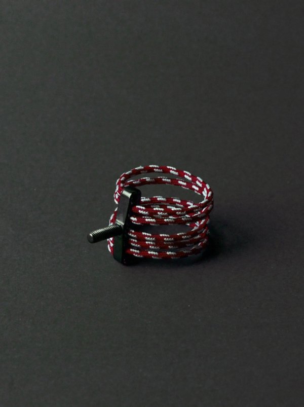 Ligaturka do saksofonu altowego Silverstein Titanium X Gen. 5 Small ebonit red cord