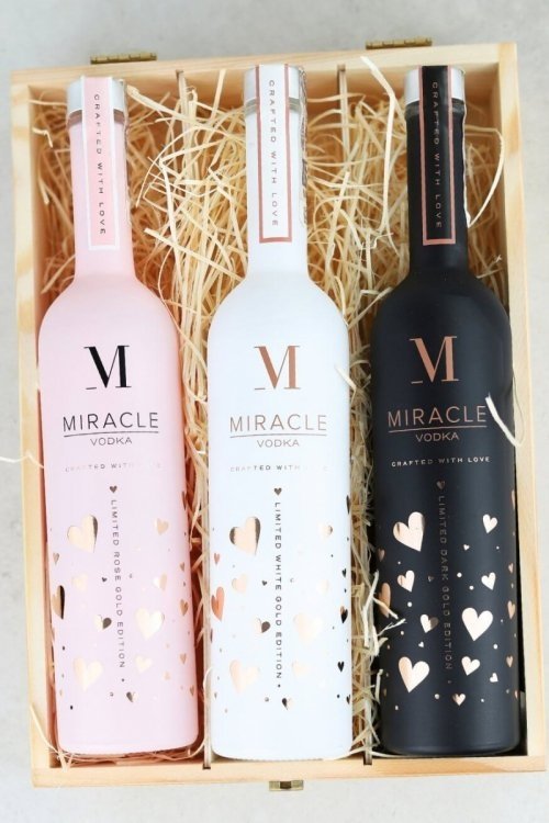 Zestaw prezentowy z wódką "Kolory Miracle" 0,5l wnętrze