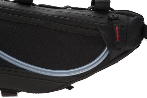 Blackburn Outpost Frame Bag torba pod ramę (czarna) - M