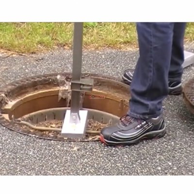 Magnetyczny podnośniki do włazów i studzienek Twister (A052)