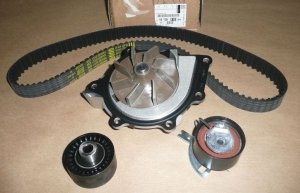 Zahnriemen satz set +wp Citroen Peugeot 407 508 607 C5 C6 2.2 HDi 06- 170/205 ch, 1613561880
