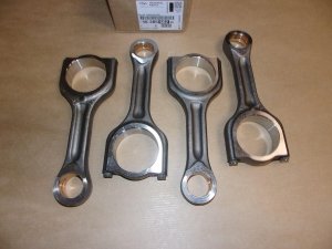 Jeu complet de bielles 4 pièces Citroën Berlingo 1.6HDI Citroën C2, C3, C3 Aircross/Picasso, C4, C4 Aircross/Cactus/Picasso/Spac