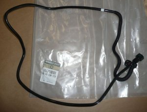 Original  Conduite de carburant Renault Megane I 1,6 16V , 8200139172