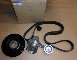 Original  kit de courroie d'alternateur Renault Espace IV,V 2.0DCI Renault Koleos I,II,Renault Laguna II,III,Renault Latitude,Re