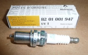 Original  Bougie d'allumage Renault Megane III 1.6 16V , 8201001947