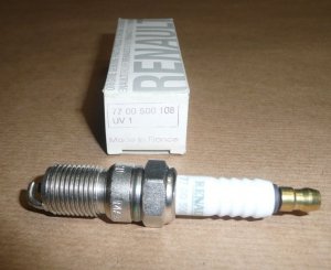 Original  Bougie d'allumage Renault Espace I, II, Safrane, 21, 25 Citroën BX, C15, Peugeot 104 ,  7700500108